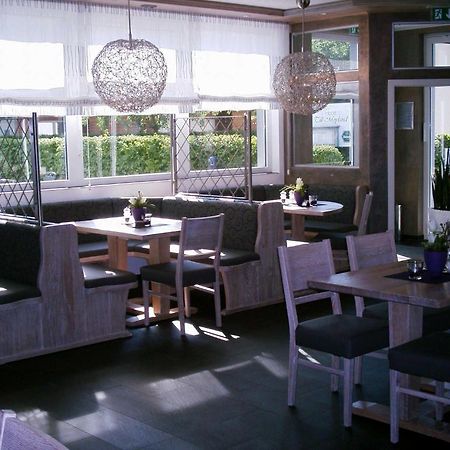 Hotel Till-Moyland Garni Extérieur photo